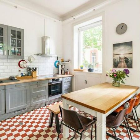 Grosszuegige 185M2-Altbauwohnung In Bestlage 7Zimmer-2Baeder-2Kuechen-2Wcs Гамбург Екстер'єр фото