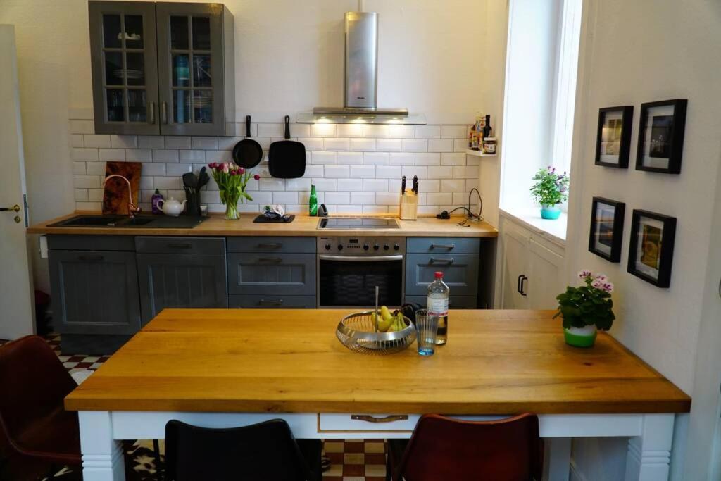 Grosszuegige 185M2-Altbauwohnung In Bestlage 7Zimmer-2Baeder-2Kuechen-2Wcs Гамбург Екстер'єр фото