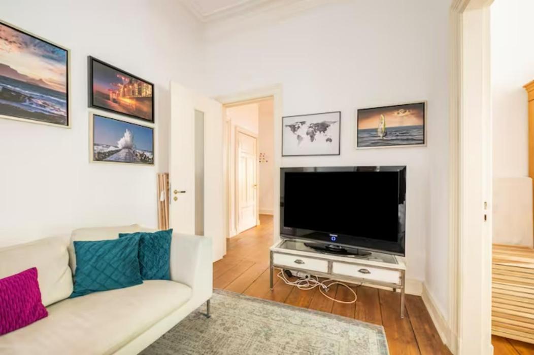 Grosszuegige 185M2-Altbauwohnung In Bestlage 7Zimmer-2Baeder-2Kuechen-2Wcs Гамбург Екстер'єр фото