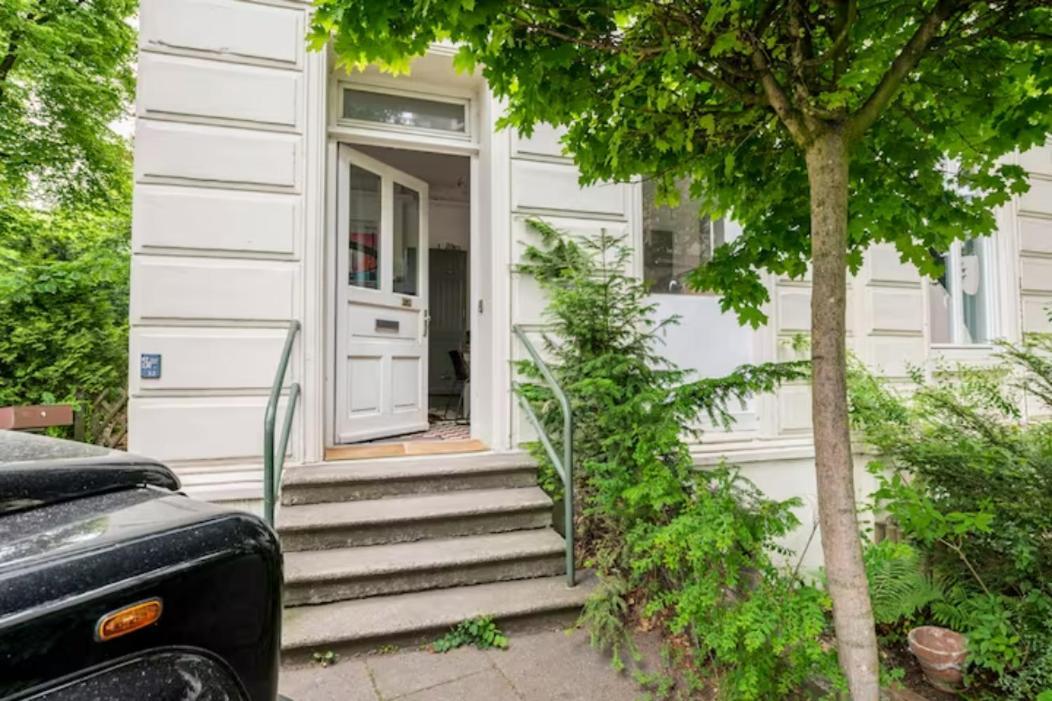 Grosszuegige 185M2-Altbauwohnung In Bestlage 7Zimmer-2Baeder-2Kuechen-2Wcs Гамбург Екстер'єр фото