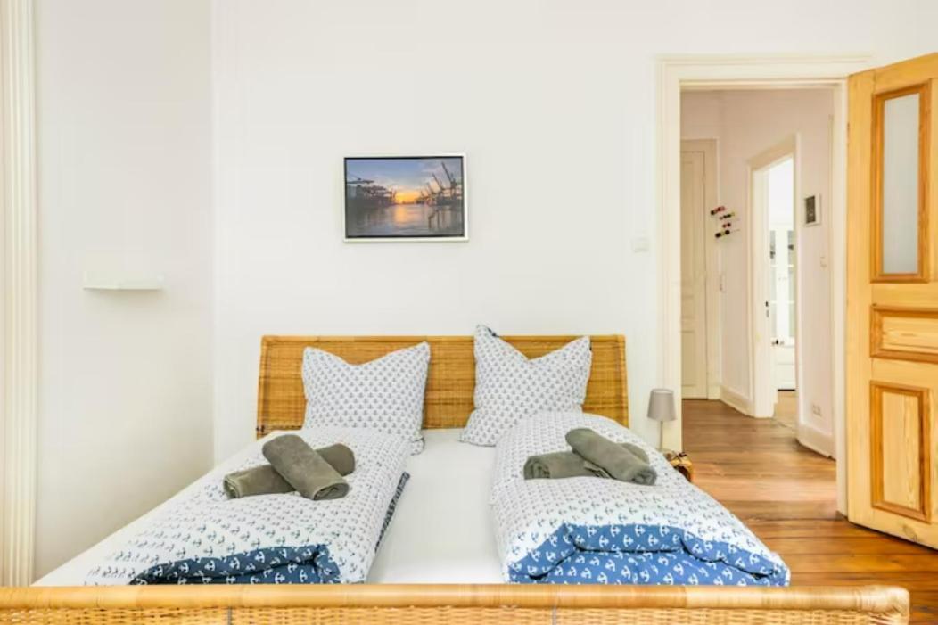Grosszuegige 185M2-Altbauwohnung In Bestlage 7Zimmer-2Baeder-2Kuechen-2Wcs Гамбург Екстер'єр фото