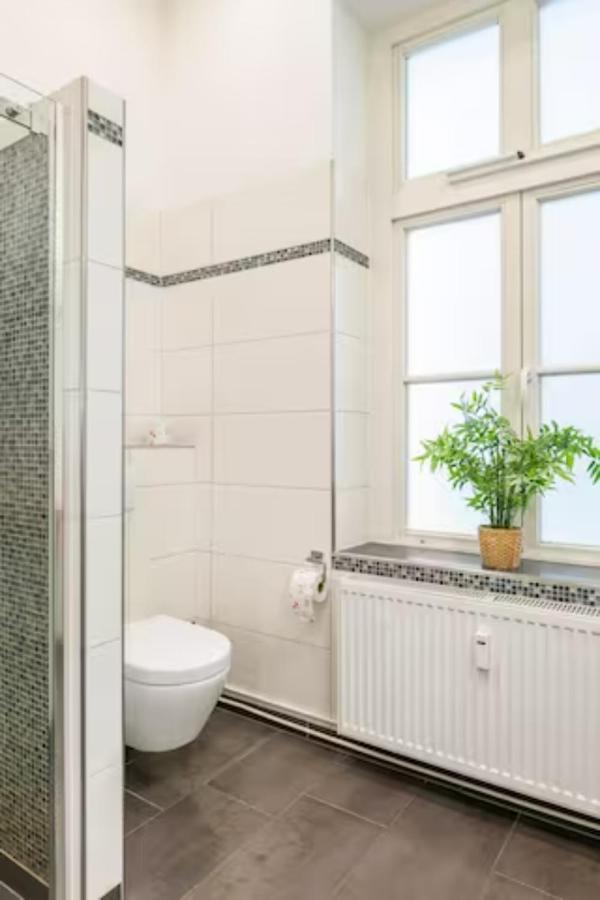 Grosszuegige 185M2-Altbauwohnung In Bestlage 7Zimmer-2Baeder-2Kuechen-2Wcs Гамбург Екстер'єр фото